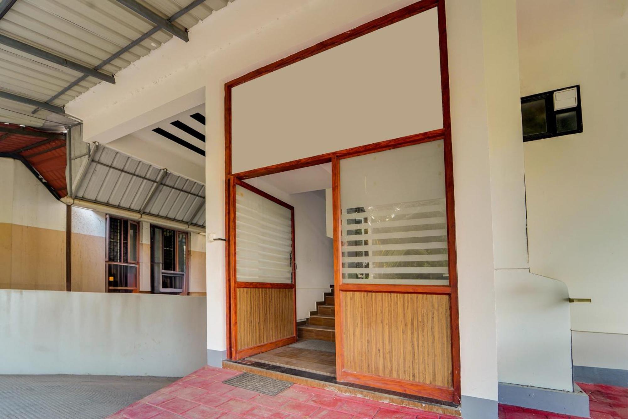 Super Hotel O Cheranelloor Aster Medicity Formerly Abriz Residency Elur Exterior photo